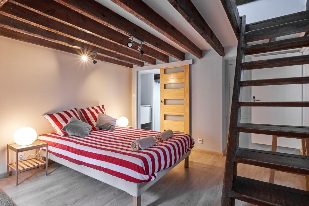 Ferienwohnung Le Saint Pierre, Atypique Au Coeur Du Centre Ville Caen Exterior foto