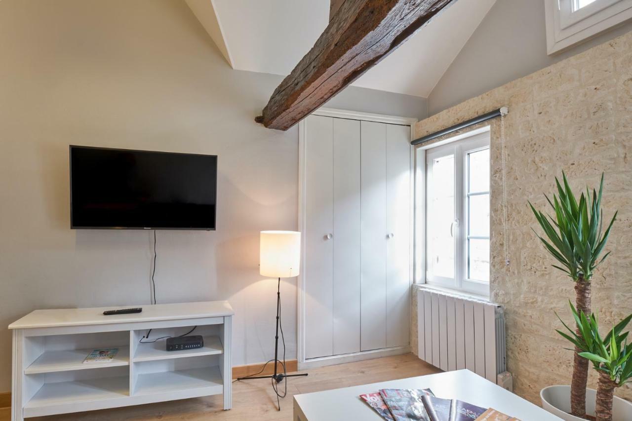 Ferienwohnung Le Saint Pierre, Atypique Au Coeur Du Centre Ville Caen Exterior foto