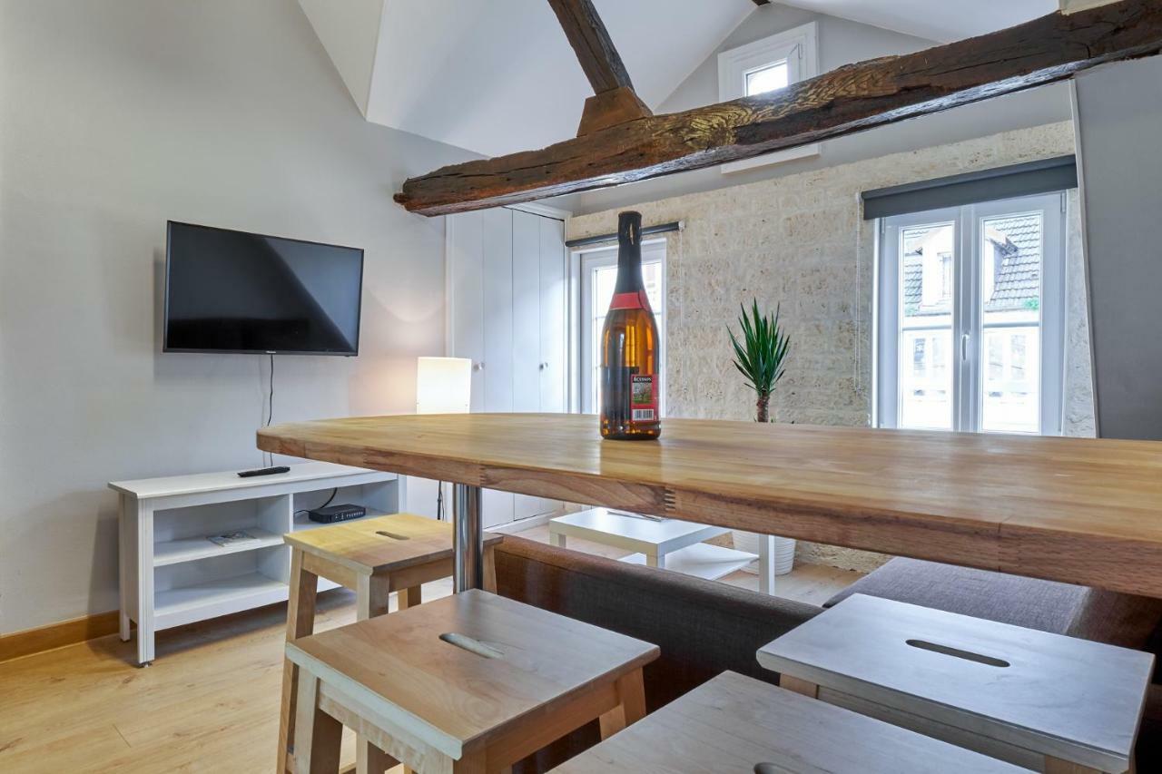 Ferienwohnung Le Saint Pierre, Atypique Au Coeur Du Centre Ville Caen Exterior foto